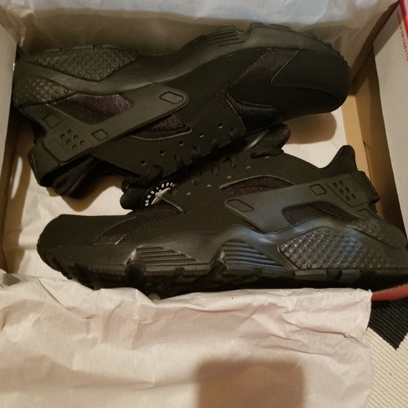 nike huarache black mens size 10
